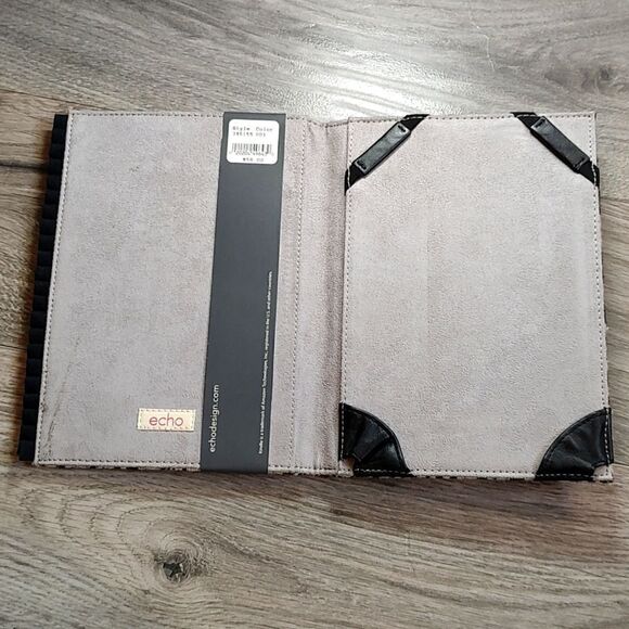 New With Tag Echo Reader Case For Kindle - Picture 3 of 9